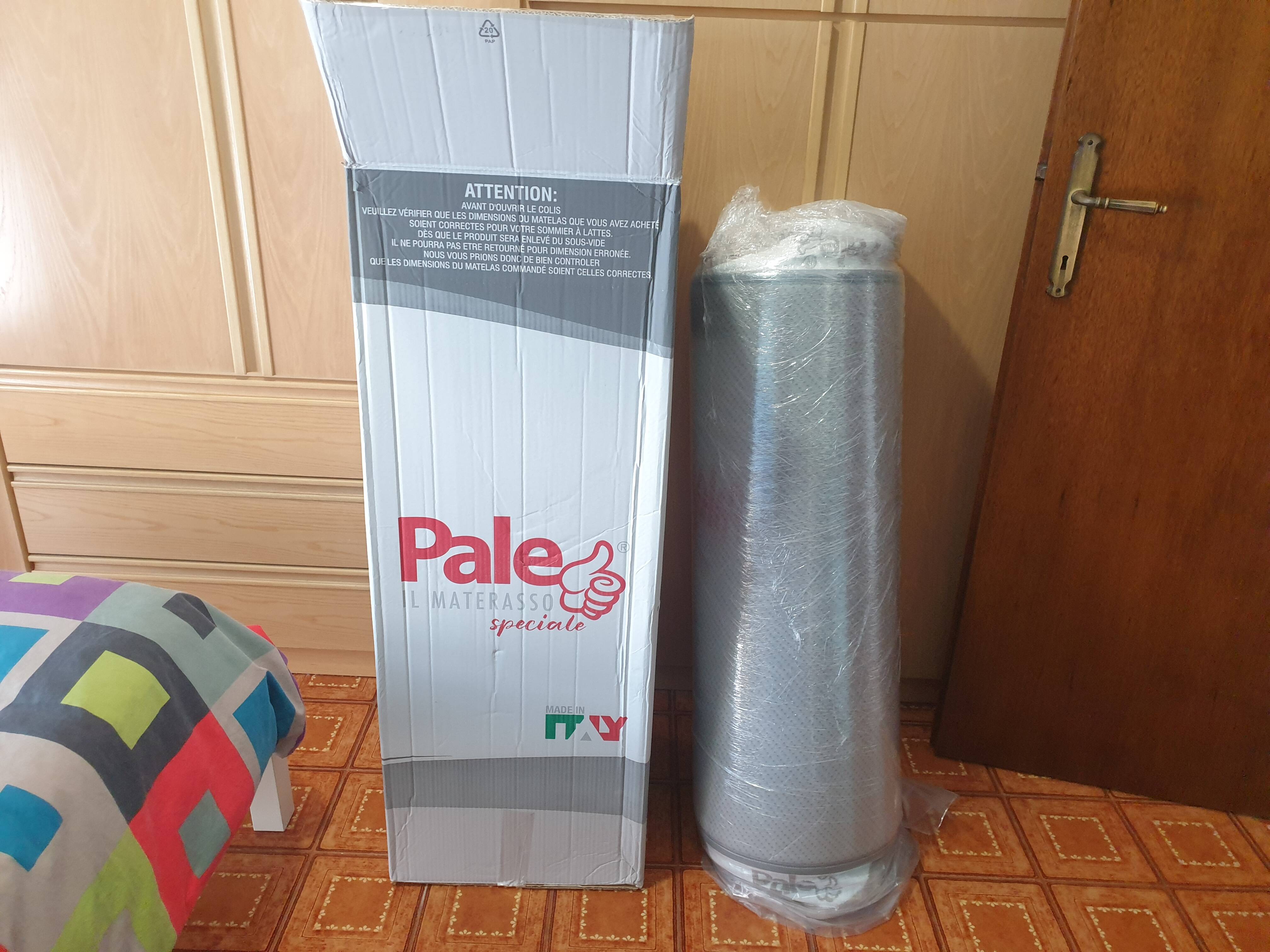 pale-materasso-sottovuoto-in-verticale
